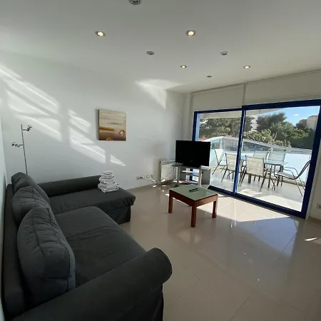 Apartment For A Les Ones *